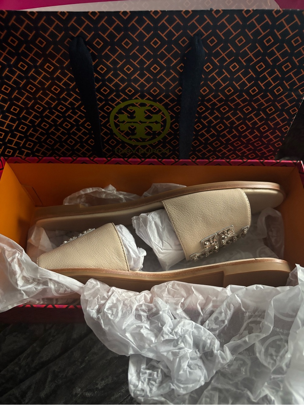 Tory Burch Everly Embellished Slide new in box - Picture 4 of 6